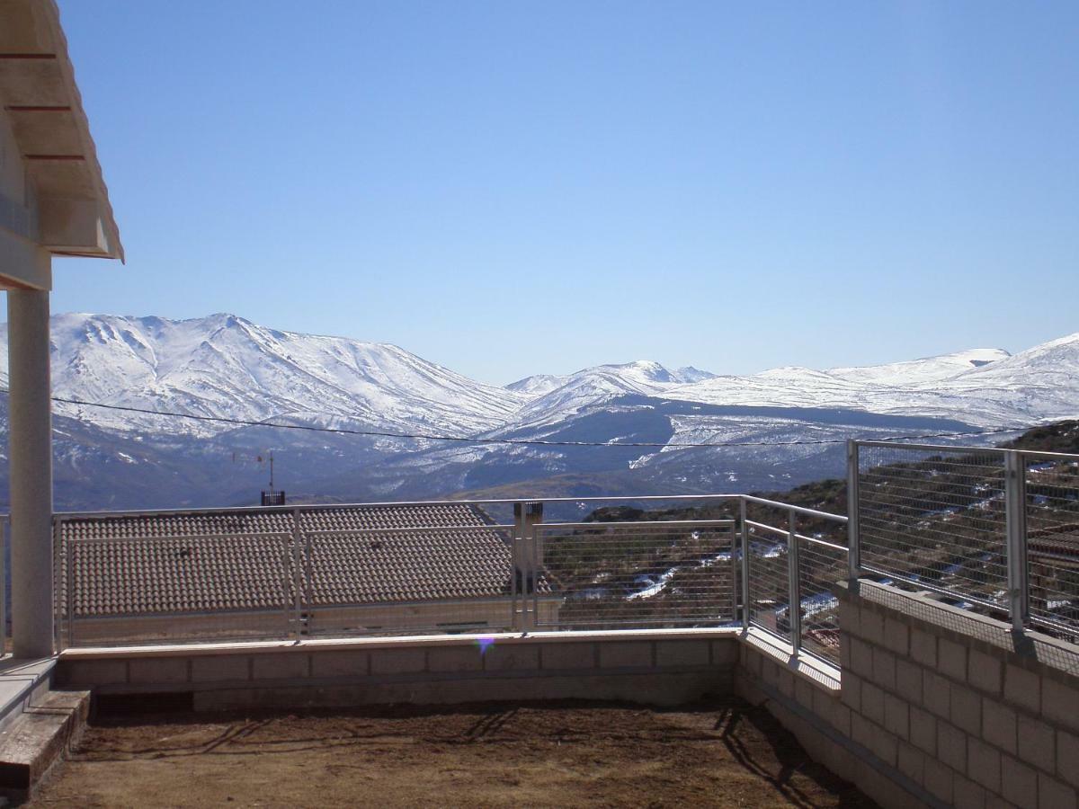 Holiday home Navaquesera Mirador De Gredos